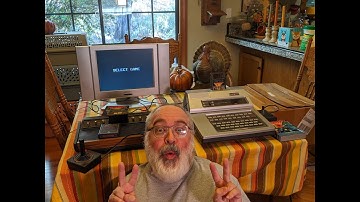 Atari 2600 vs Magnavox Odyssey 2 - Pacman against KC Munchkin - Battle of Old Video Games