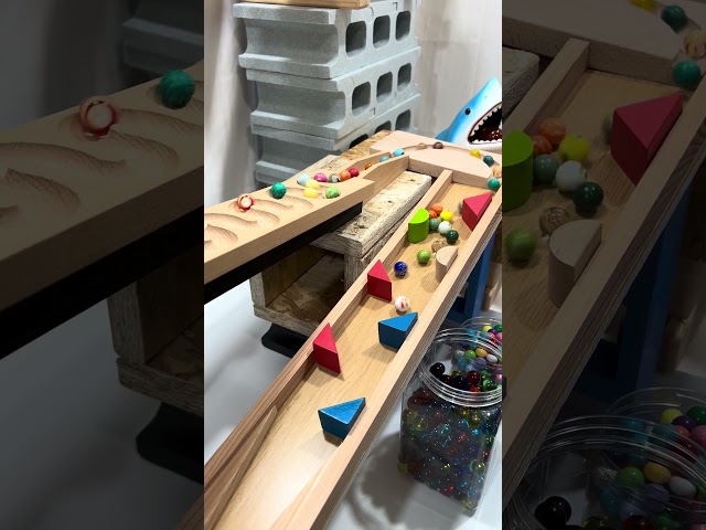 Soothing ASMR 🪵 Wooden Marble Run with Winding Slopes｜癒やしのASMR 🪵 くねくねスロープの木製マーブルラン