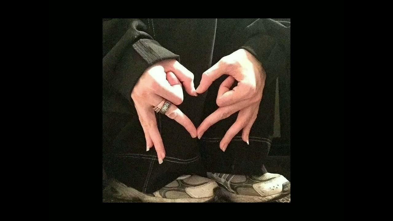 Love me like you do элли голдинг. песня аминчика лайк ай лов картинка трека. Love me like you do обложка. тушь лайк ми. Rebecca sugar) end credits.