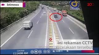 Video CCTV Detik-detik Kecelakaan Nh Dini