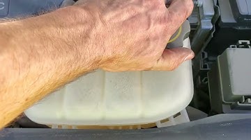 2017 Buick Encore How To Check Coolant Antifreeze Level In Overflow Reservoir - COLD MAX Line