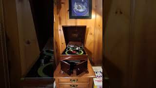 Watch Frank Sinatra Just An Old Stone House video