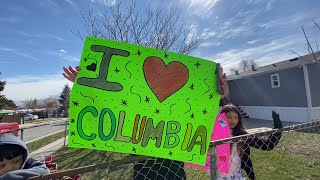 Columbia Elementary Teachers and Staff Participate in Parade to Show Students Love and Support