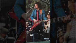 KILLER RIFFS! - Steve Lukather - Hold the Line