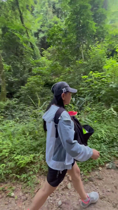 Hiking #bollywood #song #love #music #peaceandfreedom #selfcare❤️🫶🏻#nature#🍀🌿🍃