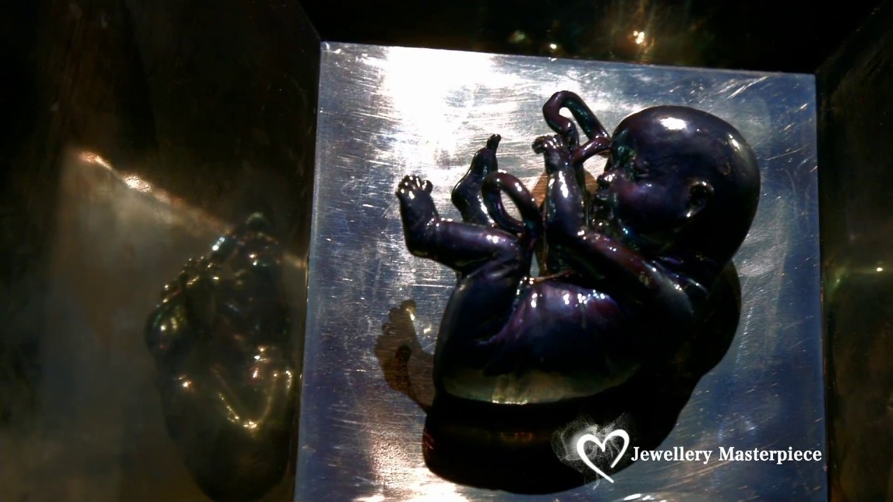 Wallace Chan Cycle of life at the TEFAF 2017