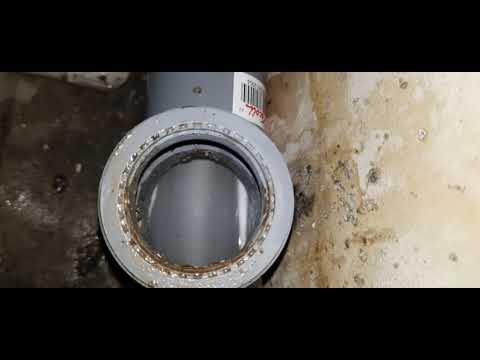 Comment se servir d'un furet pour déboucher une canalisation ?