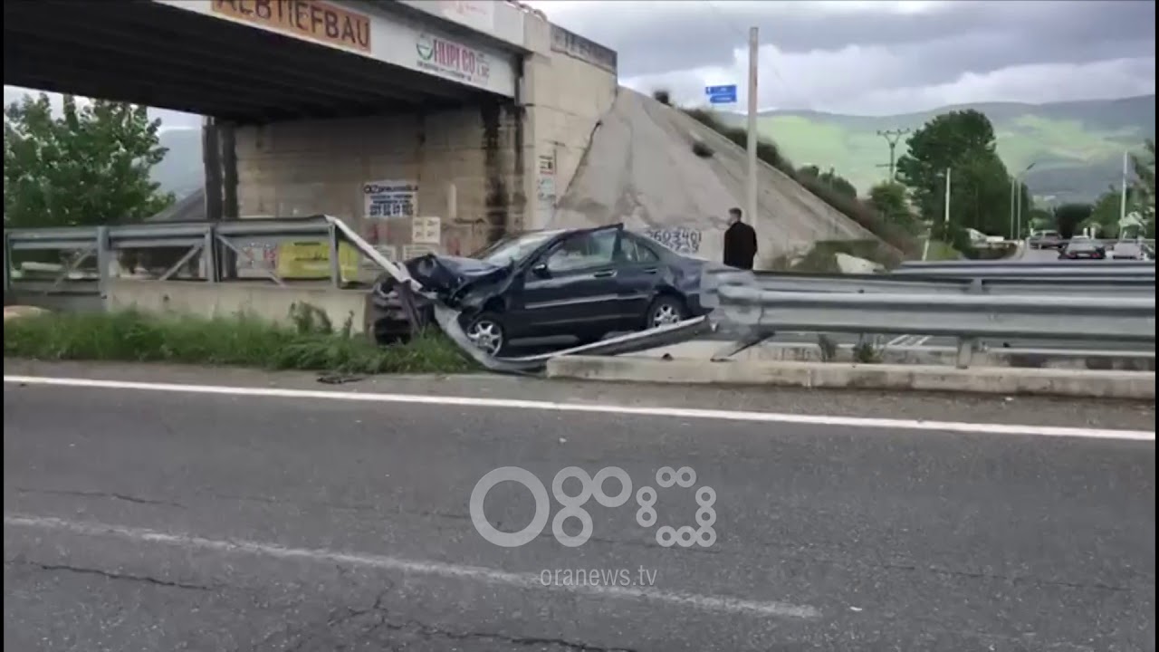 RTV Ora - Aksidenti pranë mbikalimit të Patokut