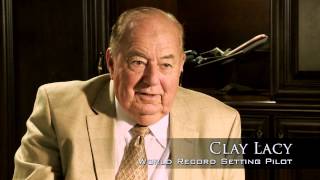 Bob Hoover Presented with NBAA Meritorious Service Award