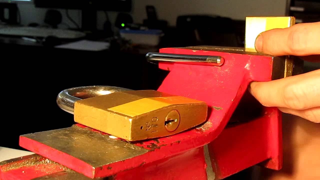 Ouverture de cadenas avec des peignes - OFC