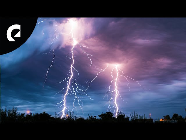 Light Rain and Heavy Thunder Sounds for Sleep and Relaxation (30 Minutes) class=