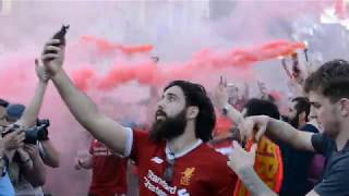 Liverpool Sirgaliai Linksminosi Prieš Čempionų Lygos Finalą