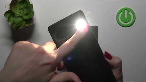 How to Use Flashlight in GOOGLE Pixel 7?