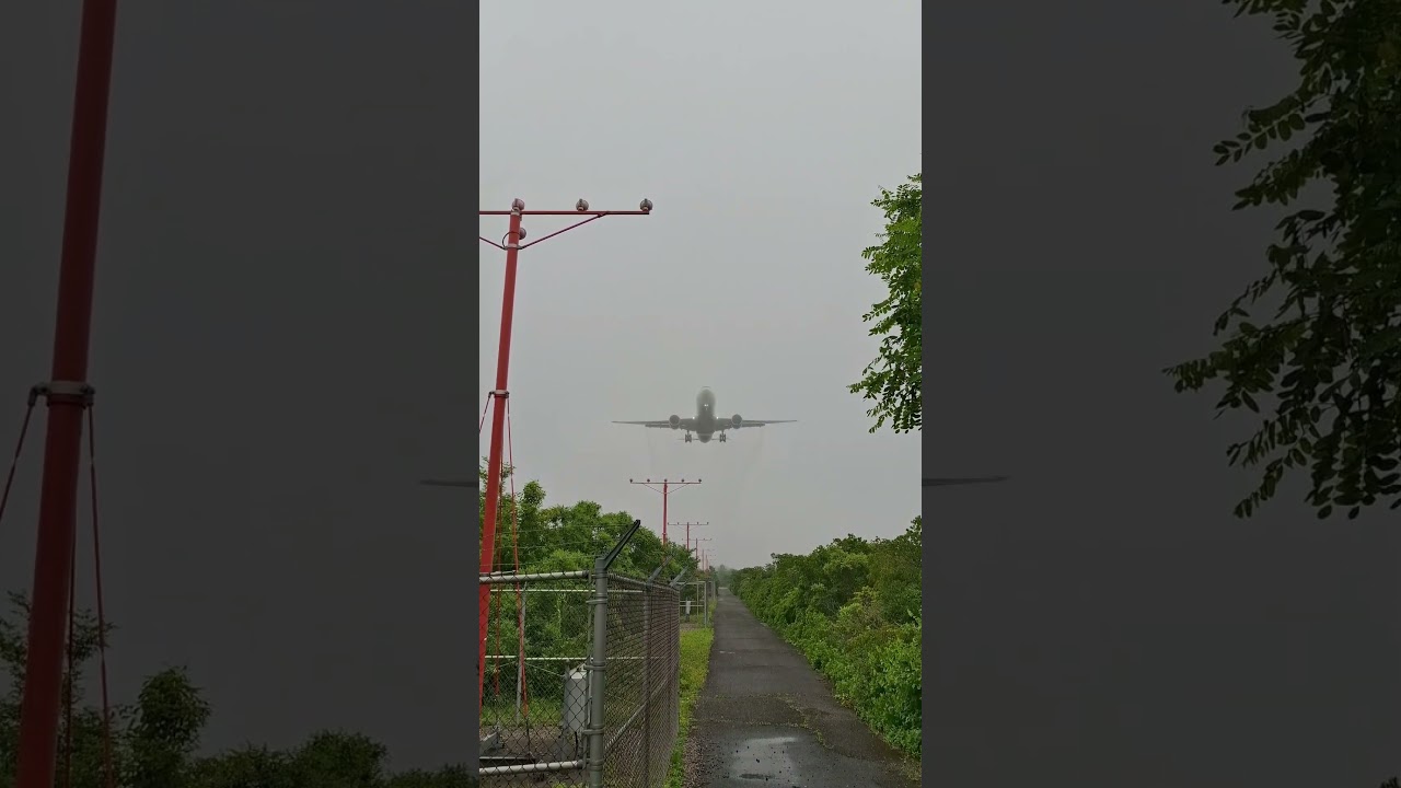 Airbus A330-900 Delta Airlines (N426DZ) flight from LAX