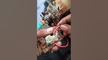 How to remove the focus cable on a CRT tube socket #cable #tubetv #old #crt #tips #electronic #fyp