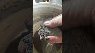 Screening wood ash with Simon Leach (for cone 10 reduction)