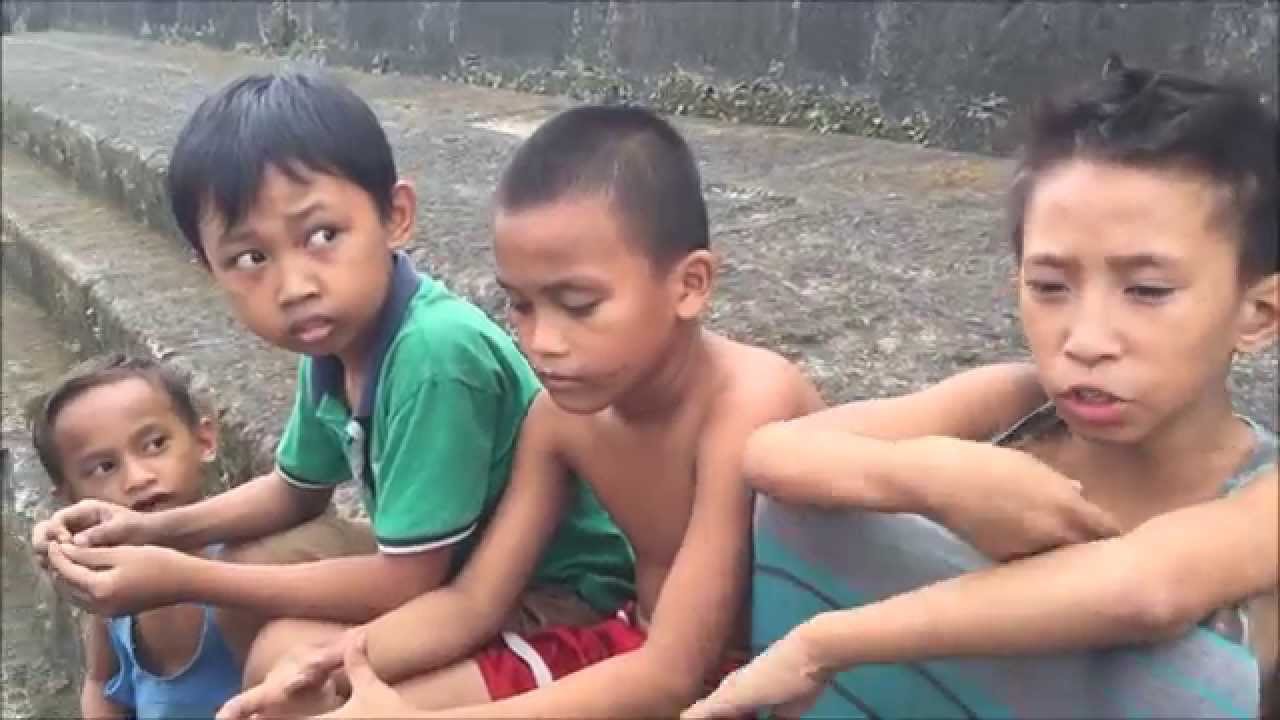 Gaykid Philippine. Impoverished Street children of the Philippines. Отец и сын ютуб филиппины