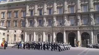 Changing of the Guard in Stockholm - Dancing Queen by ABBA