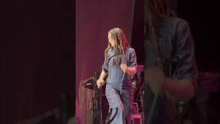 Happy Asmaras Ly Behavior On Stage happy gilgasahid