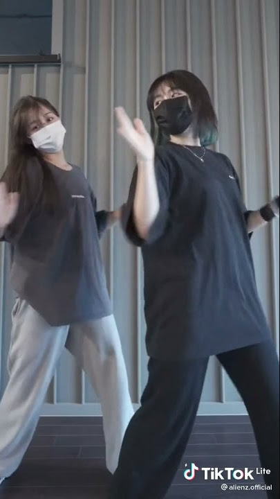 Boka Boka dance tik tok perjamban goyang hot tik tok hot terbaru