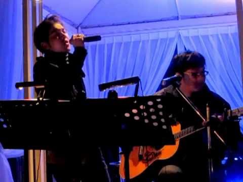2012.03.24-太祥～淡水榕堤駐唱 092-情非得已.MOV
