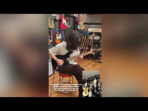 Mateus Asato in Japan at the Musical Instrument Store | 2025