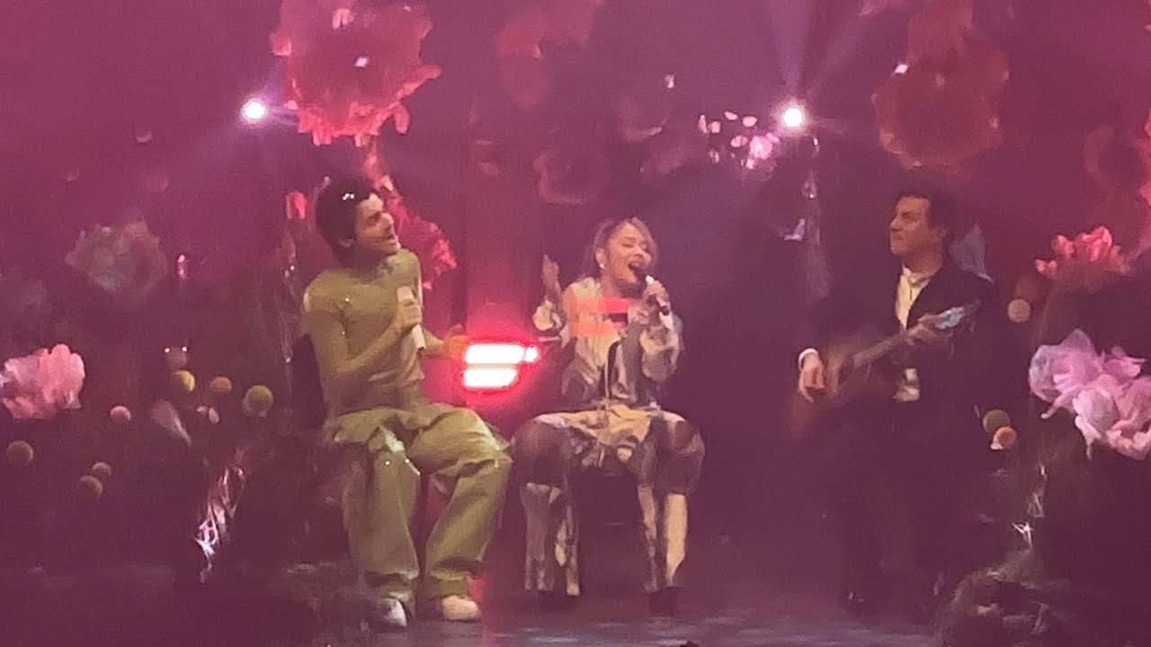 Muchachitos - Humbe (ft. Julianna) (Auditorio Nacional, 27/11/24)