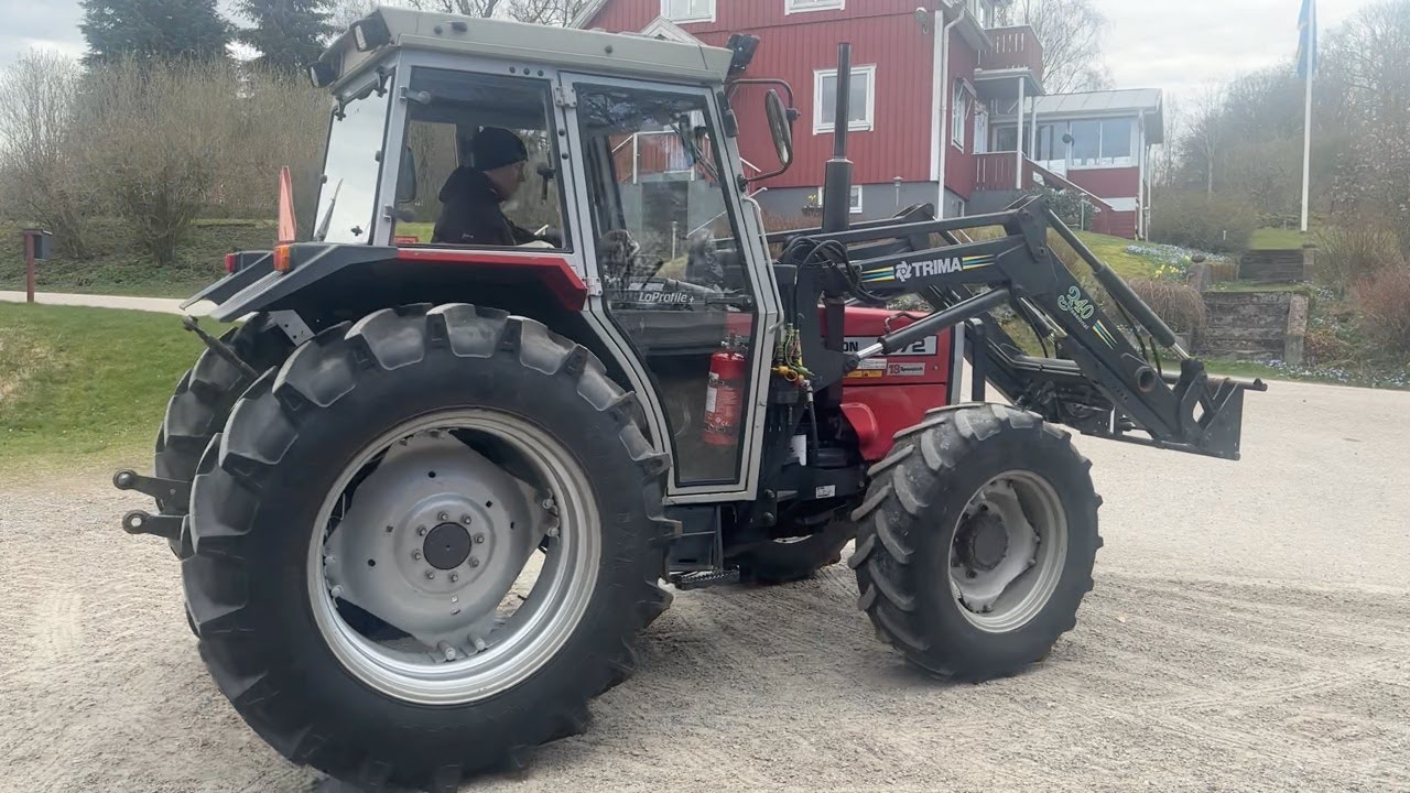 Köp Traktor Massey Ferguson 372 med frontlastare på Klaravik