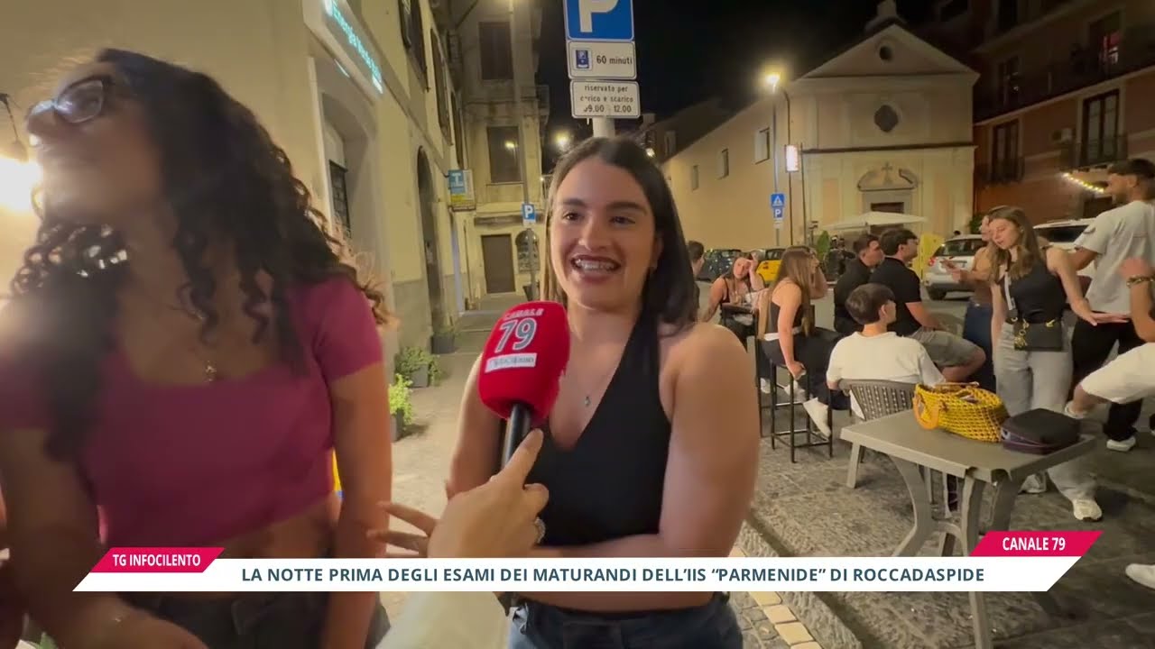 Notte prima degli esami a Roccadaspide: la festa e le emozioni dei maturandi del "Parmenide"