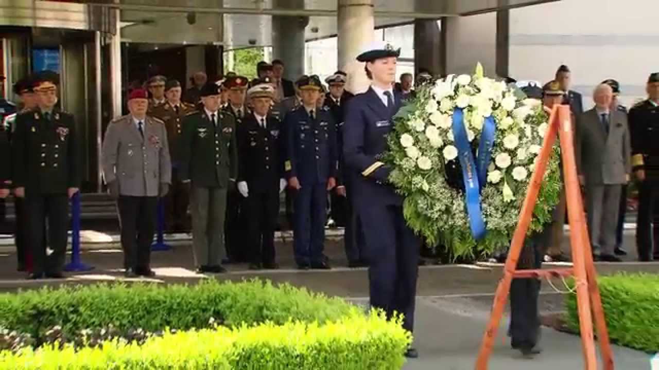 Wreath Laying Ceremony - NATO Chiefs of Defence Meeting, 20 MAY 2015