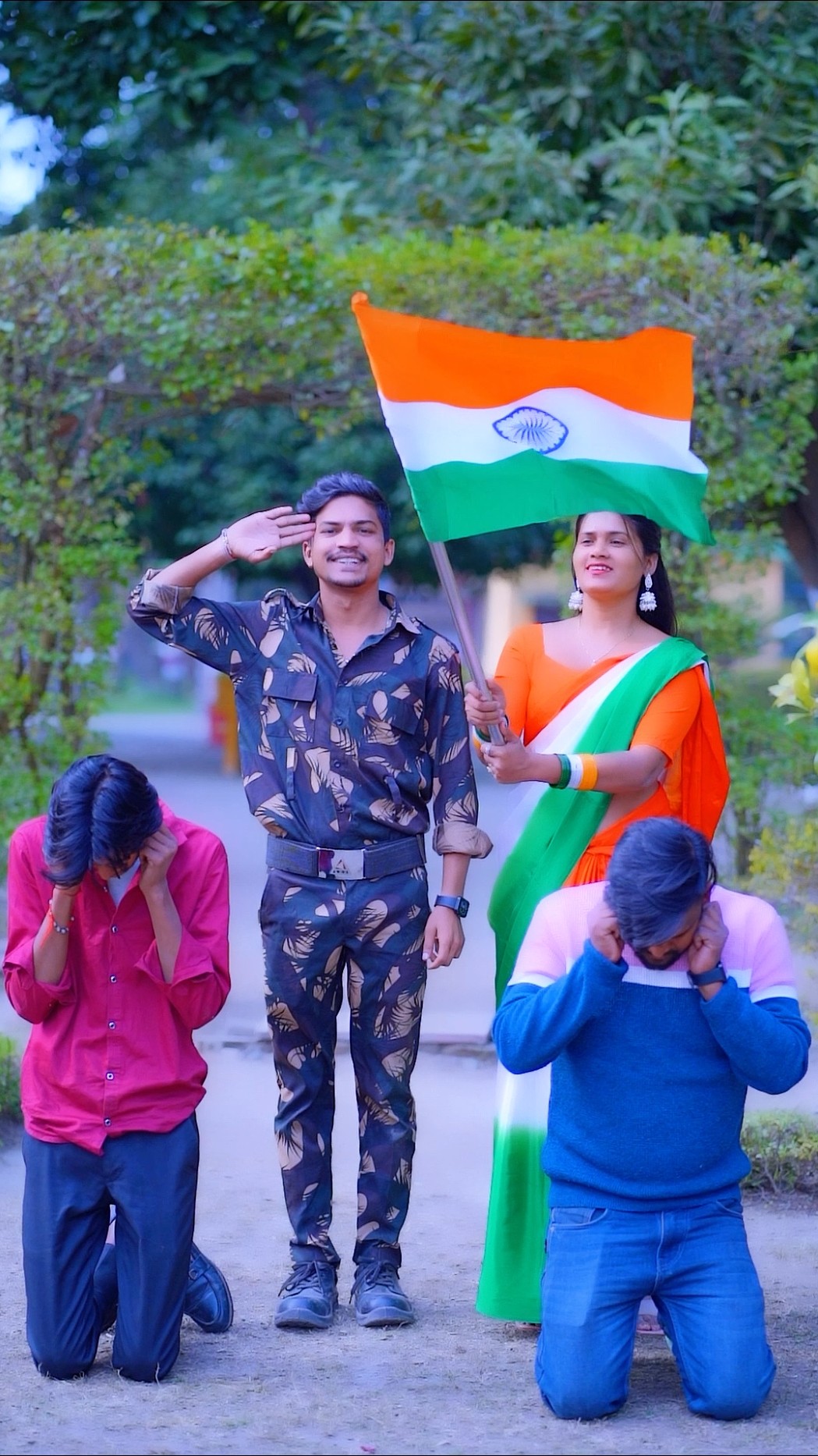 Donon milkar Hindustan Bano