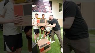 Liverpool FC Footballers Fill Mystery Box π¦
#shorts #football #footballshorts
ββββββββββββ
CONTACT π¨
For business enquiries email β‘οΈ toby@intertalentgroup.com Liverpool FC Footballers Fill Mystery Box π¦