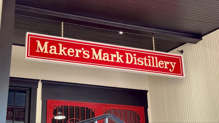 Maker's Mark Distillery tour 2025 | Chihuly glass sculpture bourbon Louisville Kentucky day trip