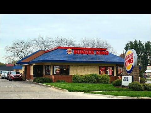 Exploring a Vintage 80's Burger King Still open