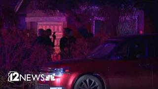 Suspect surrenders after barricading themselves in home in Peoria