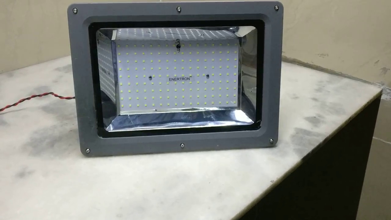 Led Floodlight 150w Ip65 With Solar Panel