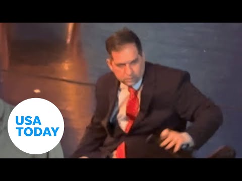 Denver city councilor unable to access stage in wheelchair | USA TODAY