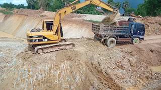 #excavator #truck #construction #shorts screenshot 2