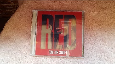 Taylor Swift - Red (Deluxe Edition) / CD UNBOXING /