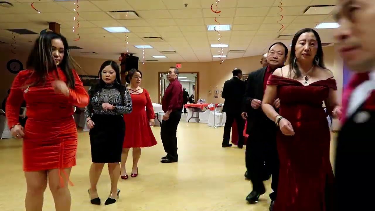 Valentine Party 2023 Hmong  line dance 11