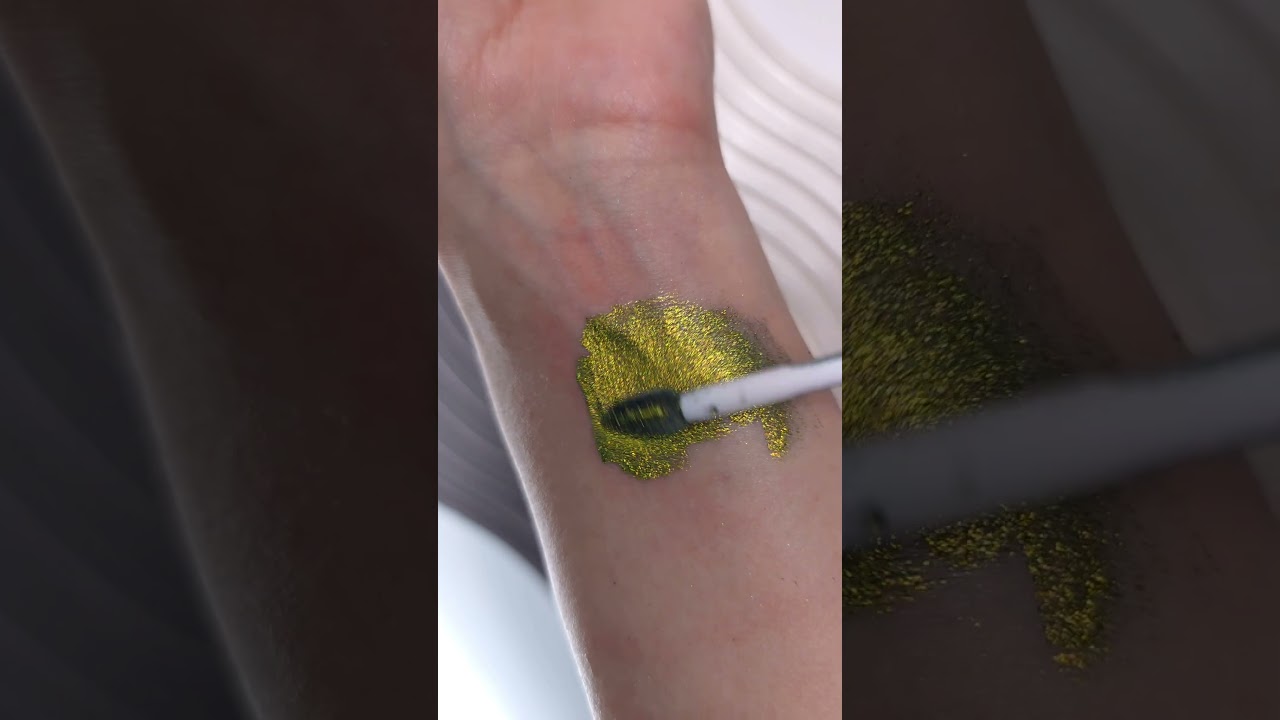 Chaotic Cosmetics Duochrome Lipstick in Snake Scales #makeup #swatches #shorts #gothclub #lipstick