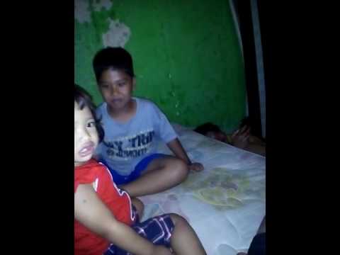 Anak kecil yang di kerjain kakaknya ..Lucu banget tonton yuk 