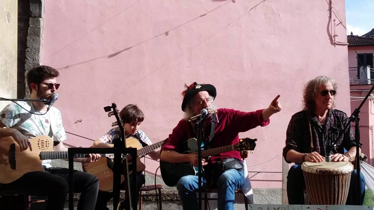 Bugelli in Bughi bughi con Andrea Solari - YouTube