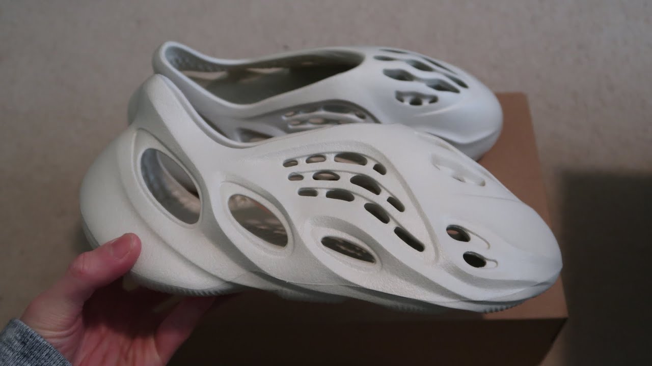 yeezy foams unboxing