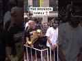 Rick Brunson hoists the trophy on the family float 🏆
