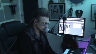 U2 Miss Sarajevo - Piano version - Surrender chords