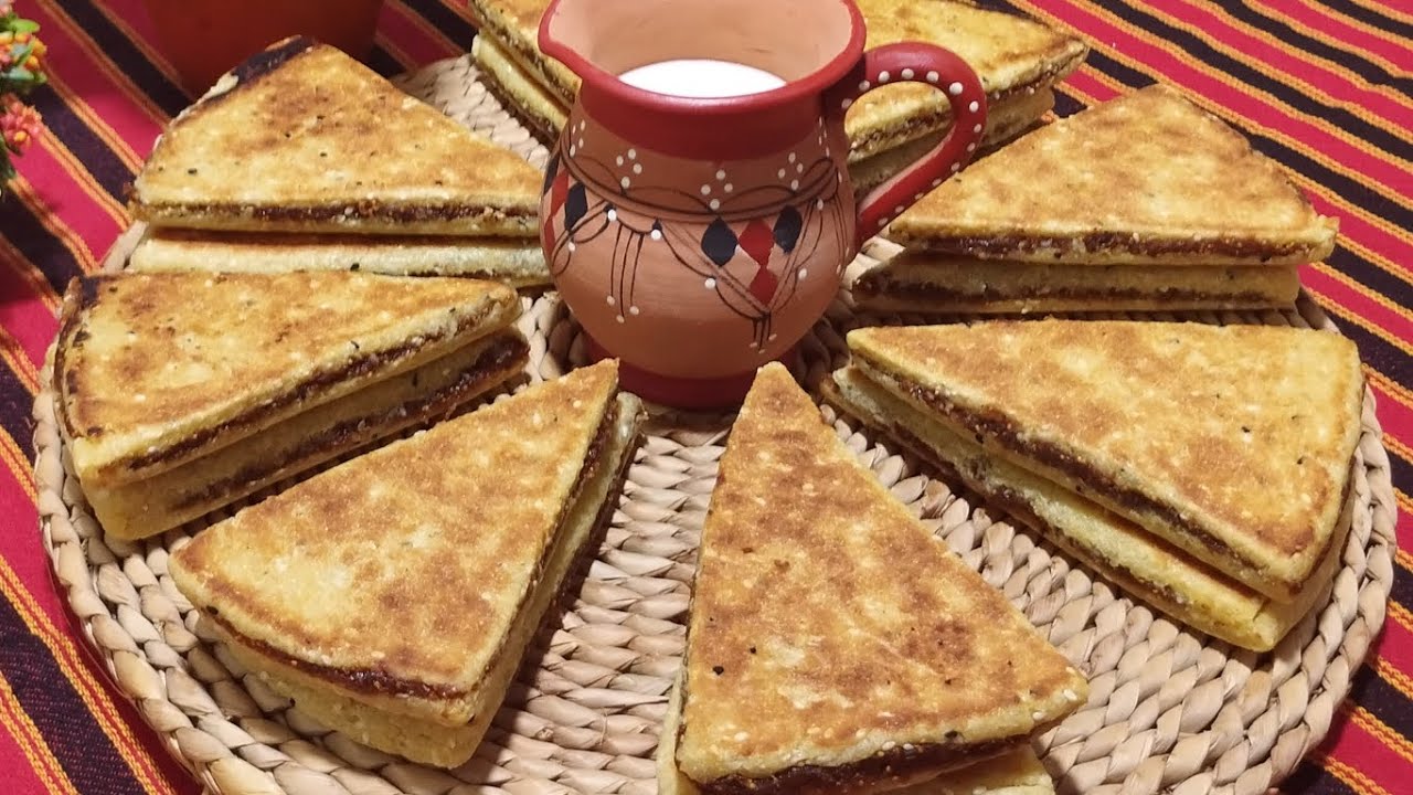 Galette Algérienne Farcie aux Figues Sèches 🥯: Un Plaisir Culinaire Incontournable ! 🍂