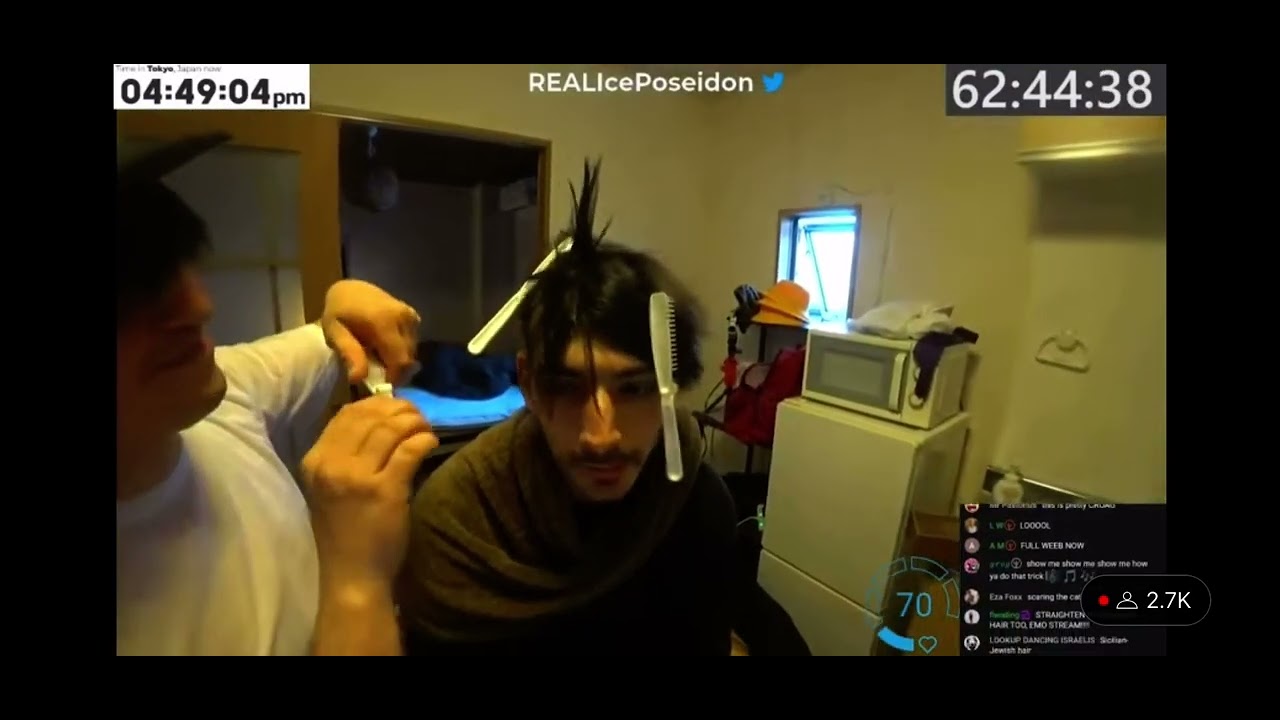 Ice Poseidon does the arm thing in 2023