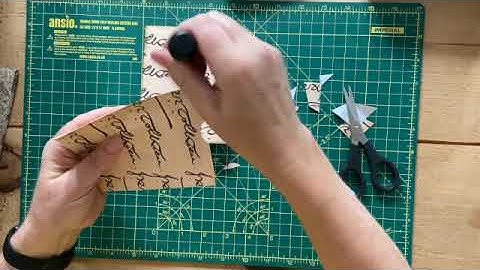 Simple Gusseted Pockets for the Hobbit/Lord of the Rings Journal