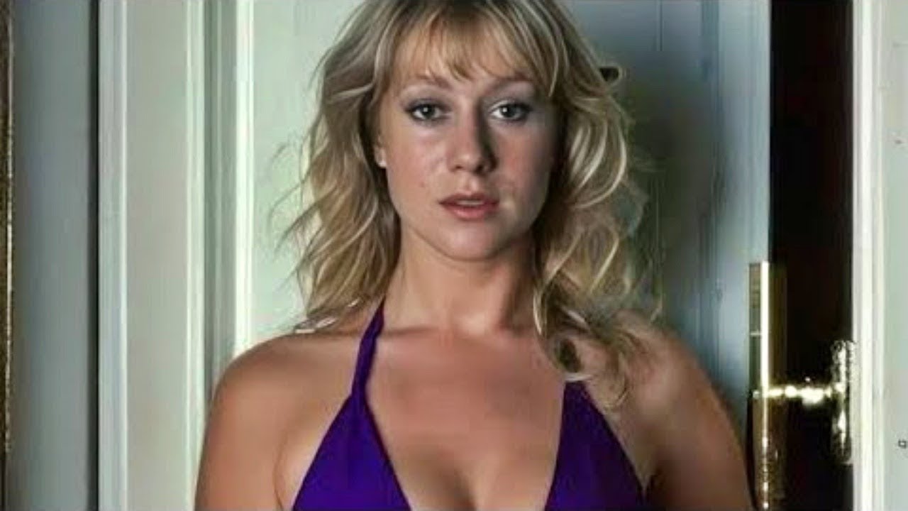 HELEN MIRREN 🔥 Untold Career & Rare Photos in Stockings, Pantyhose, Lingerie & Bikini